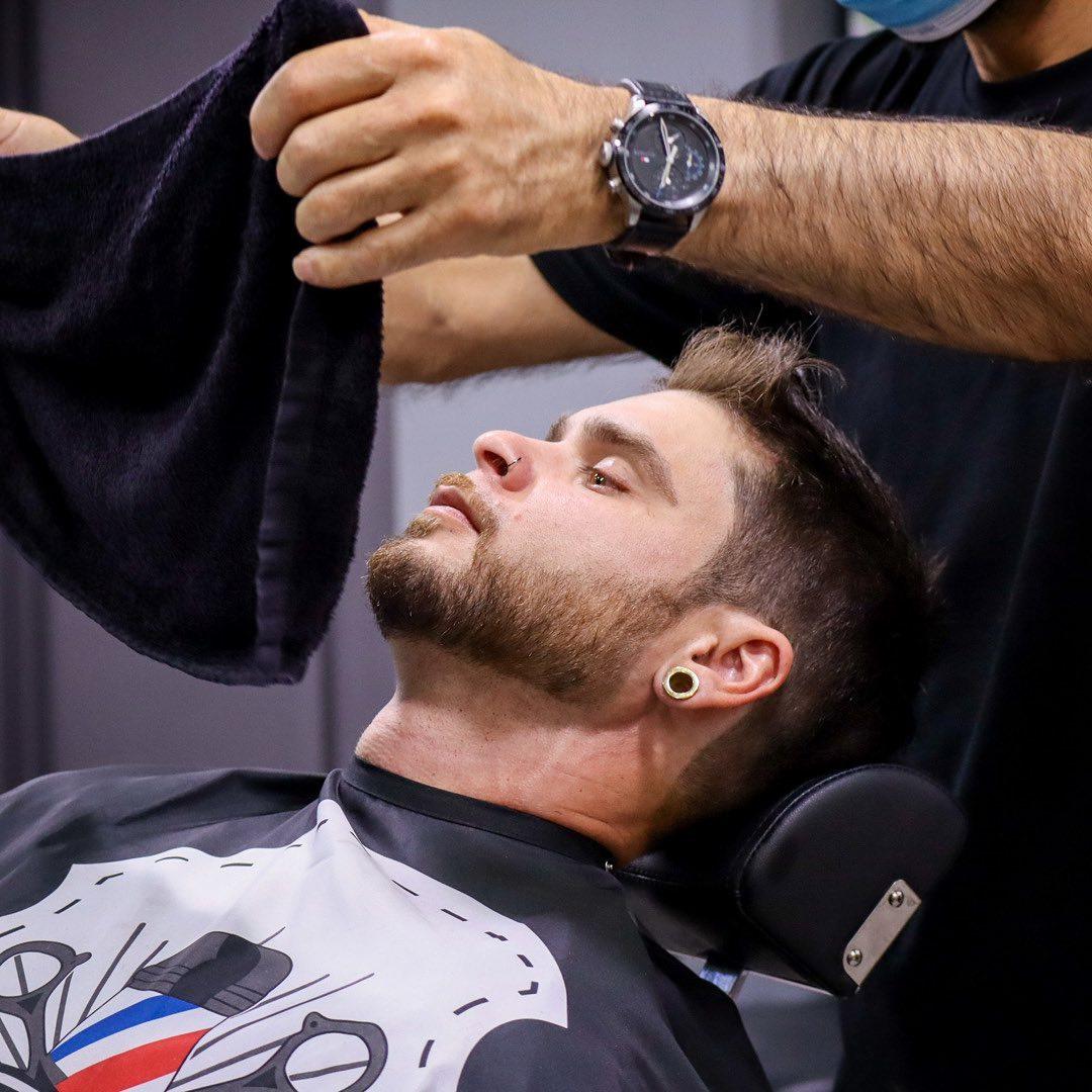 Hot towel shave Jesmond Central